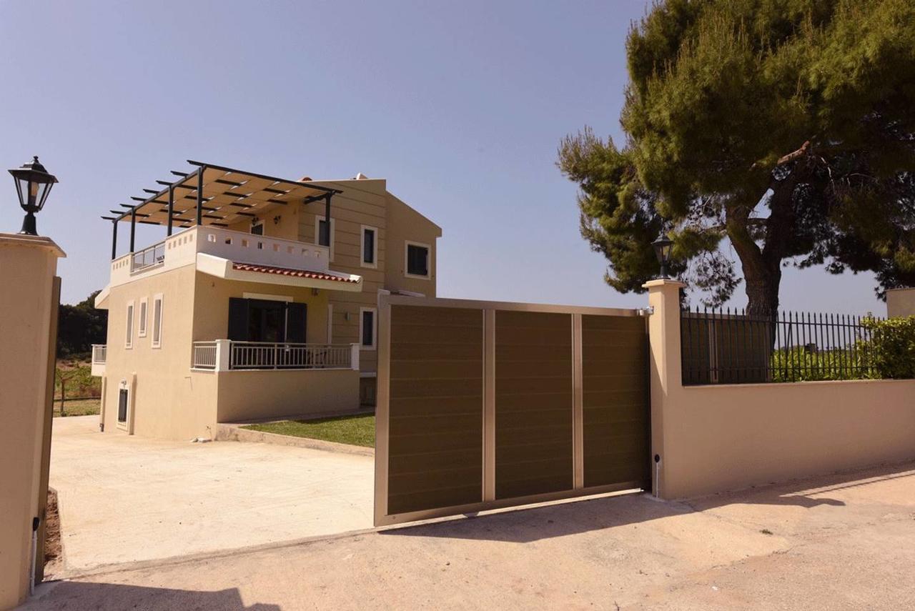 Panelma Villa Tranquil Coastal Retreat In Zacharo Tholon Dış mekan fotoğraf